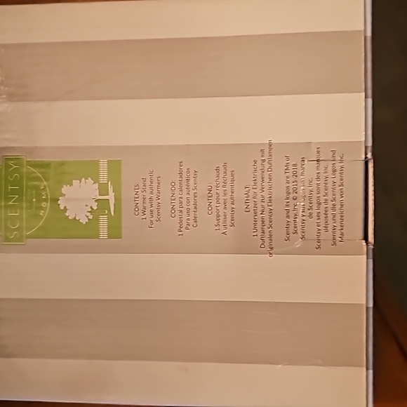 SCENTSY - Picture 2 of 2